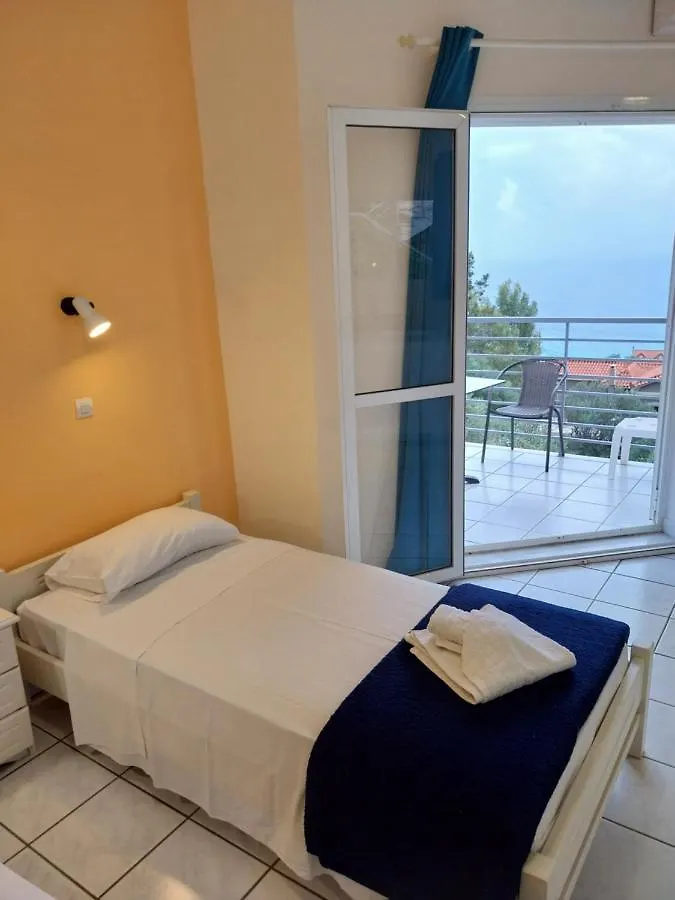 Odyseas Studios Vlachata Apartment